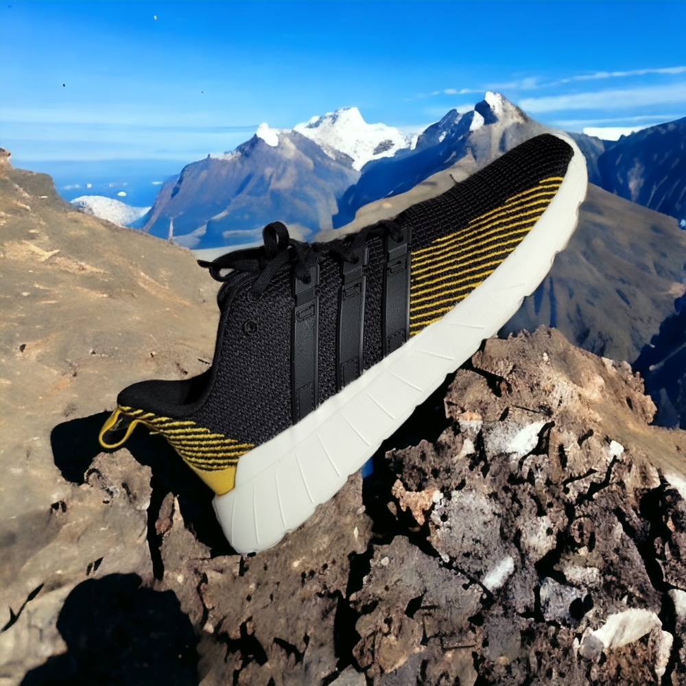 Adidas Sneakers